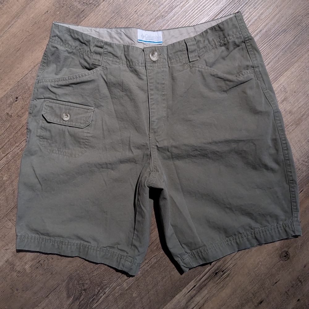 Columbia Green Cargo Shorts Outdoor Comfort